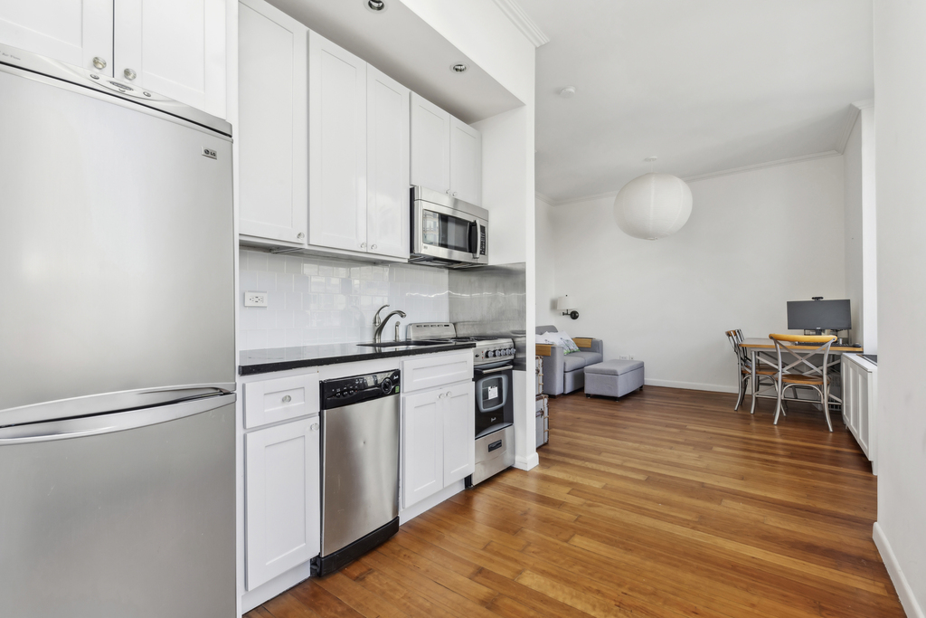 111 W 67th St - Photo 0
