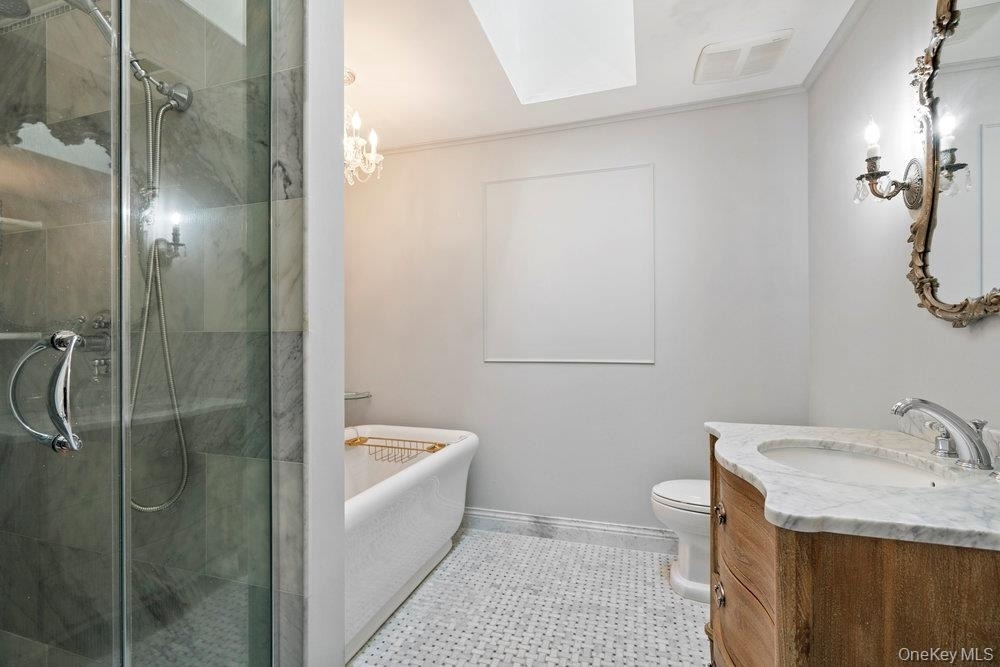 16 Club Drive S - Photo 13