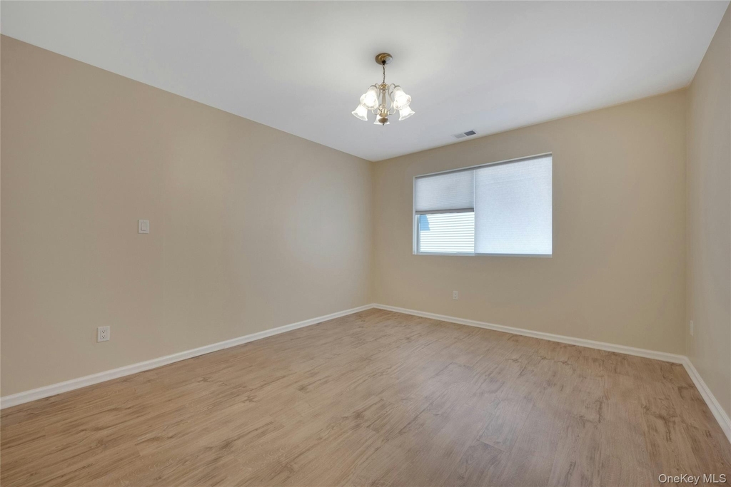 19 Edison Place - Photo 17