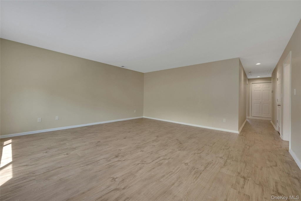 19 Edison Place - Photo 3