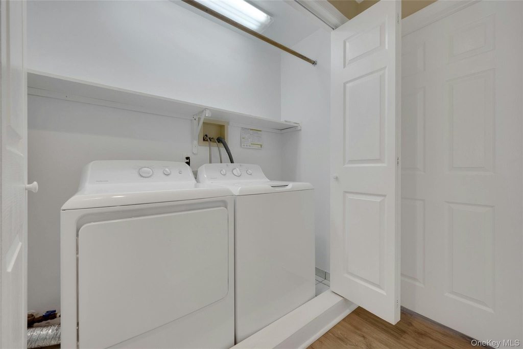 19 Edison Place - Photo 14