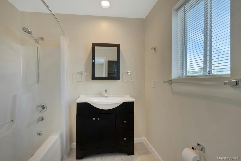 19 Edison Place - Photo 16