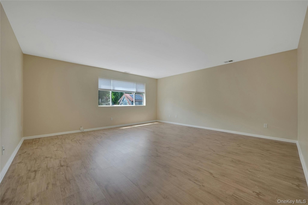 19 Edison Place - Photo 2