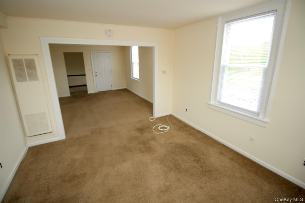 58 Orange Turnpike - Photo 2