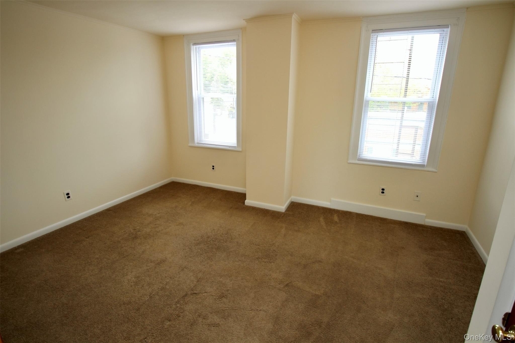 58 Orange Turnpike - Photo 4