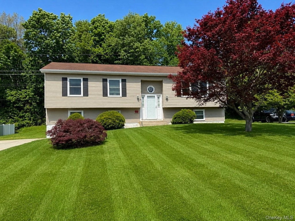 24 Vermont Drive - Photo 0