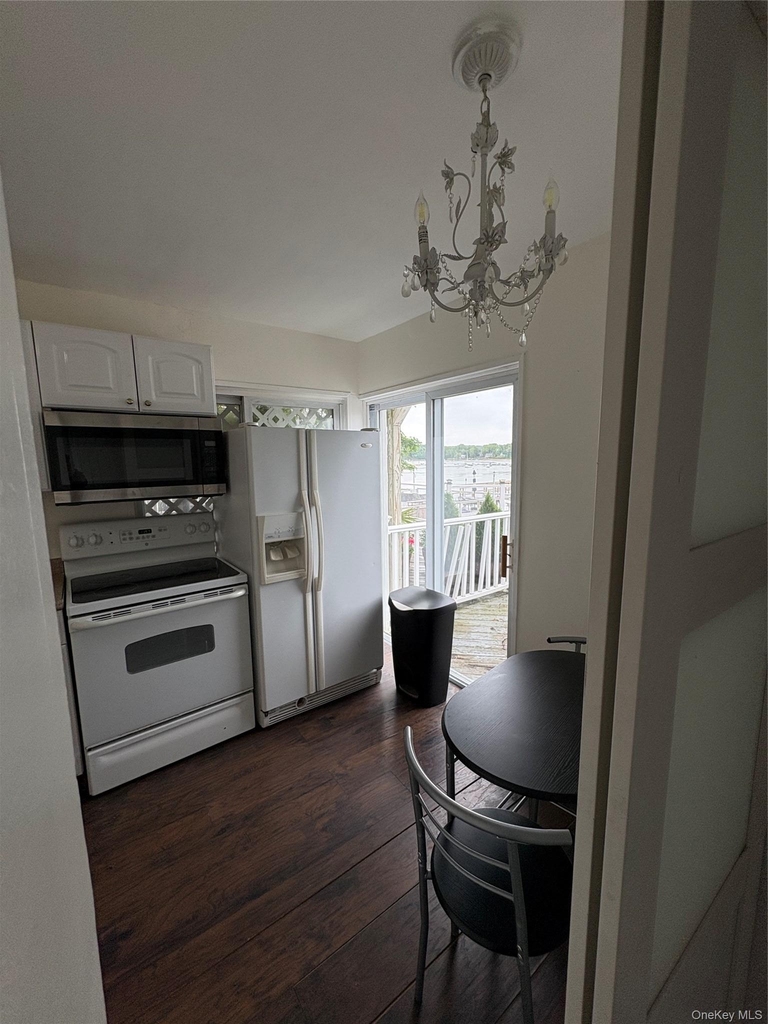 193 Woodbine Avenue - Photo 24
