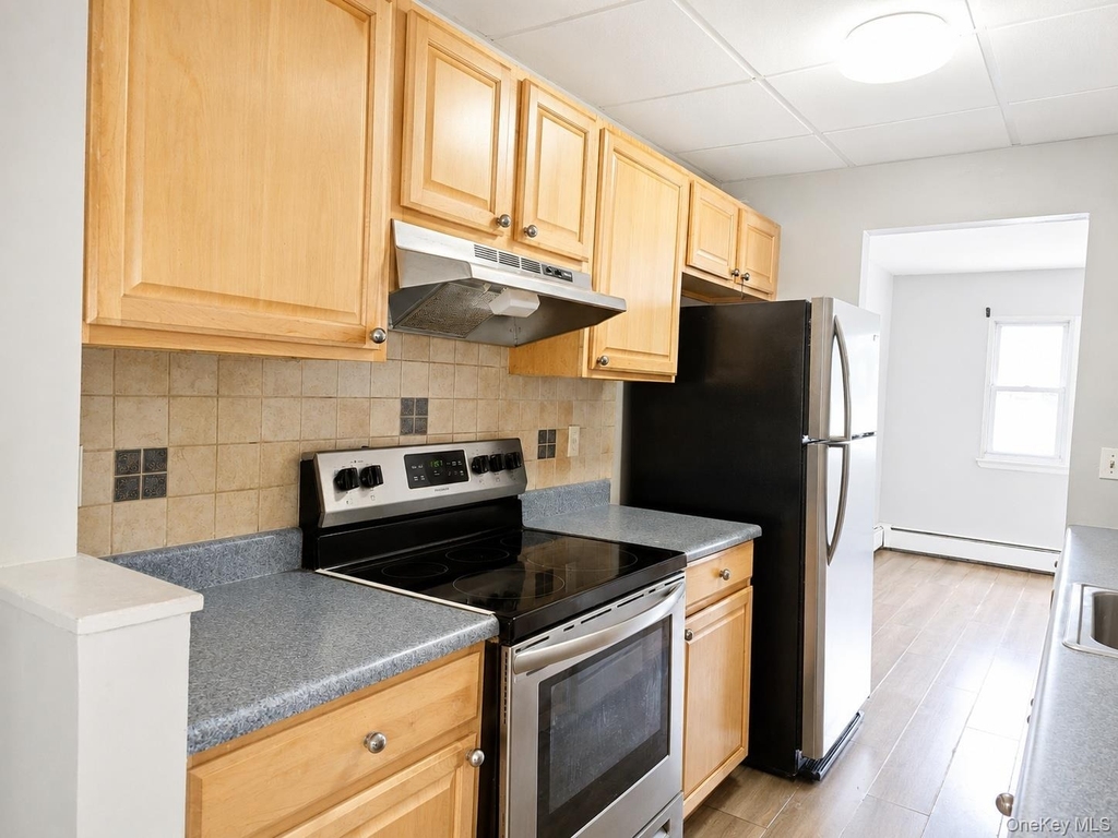 60 Sarah Lane - Photo 2
