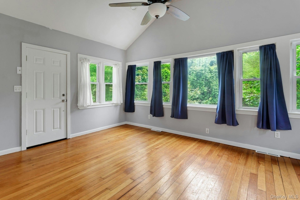 15 Schuyler Road - Photo 7