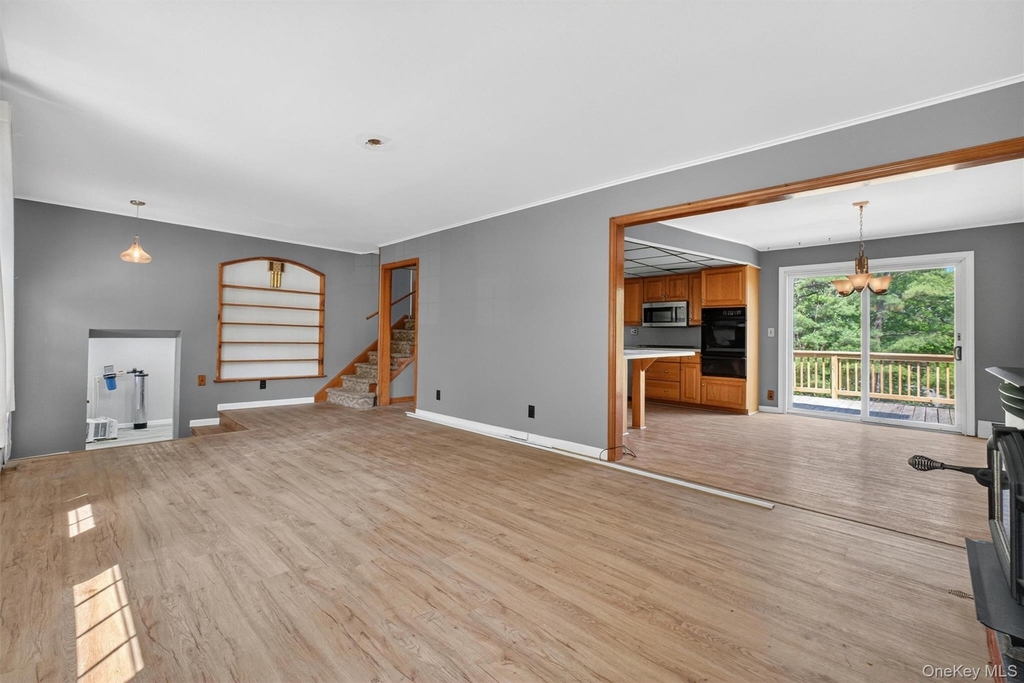 50 Ellen Avenue - Photo 5