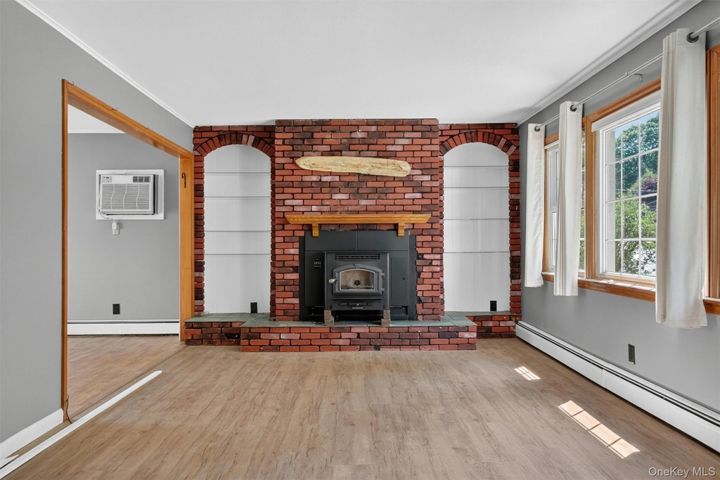 50 Ellen Avenue - Photo 4