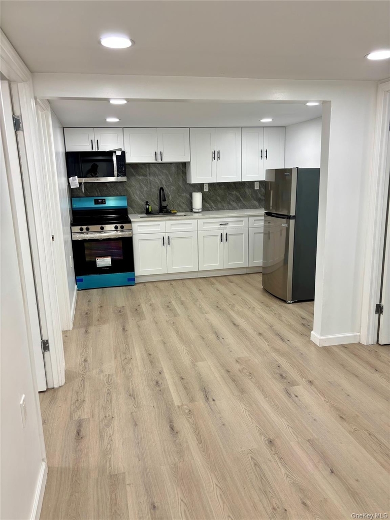 750 Highview Avenue - Photo 0