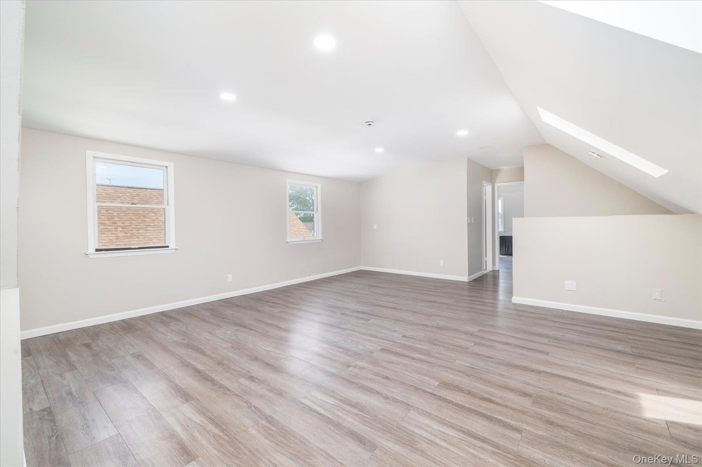 191 Raff Avenue - Photo 22