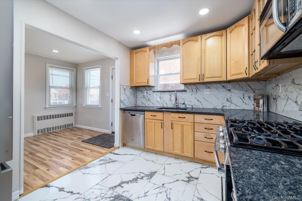 191 Raff Avenue - Photo 14