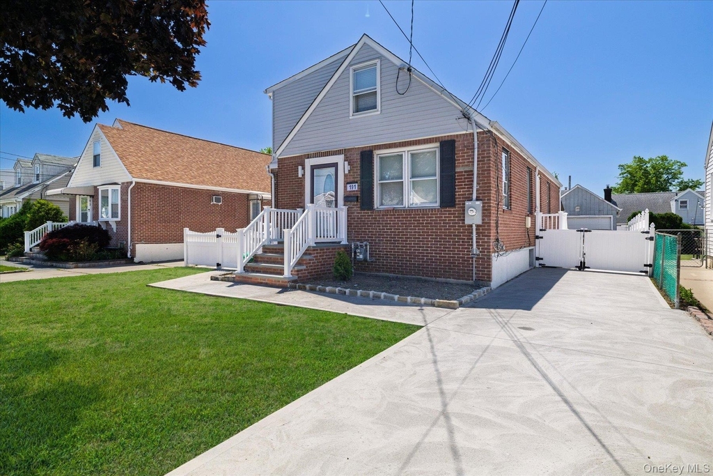 191 Raff Avenue - Photo 2