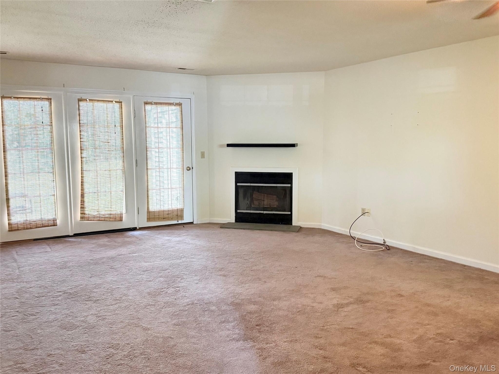 12 Evergreen Way - Photo 1