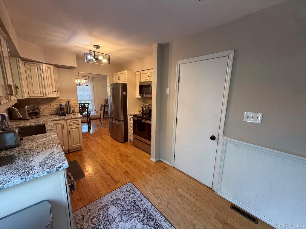 23 Hawthorn Court - Photo 5