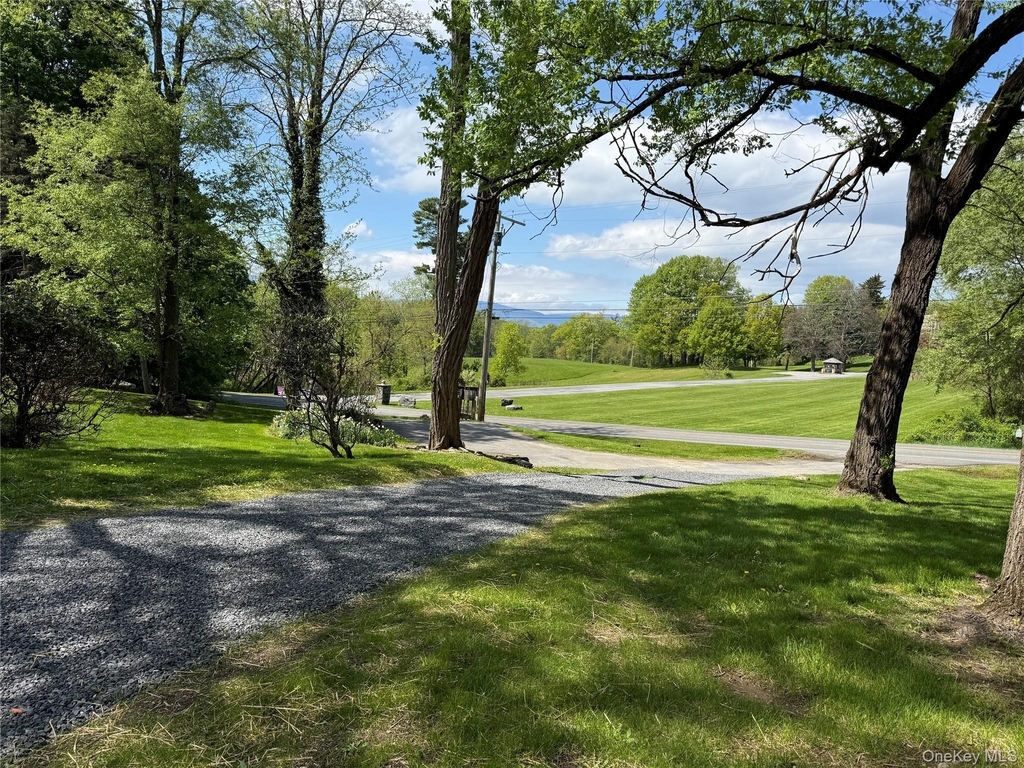 183 Barrytown Road - Photo 37
