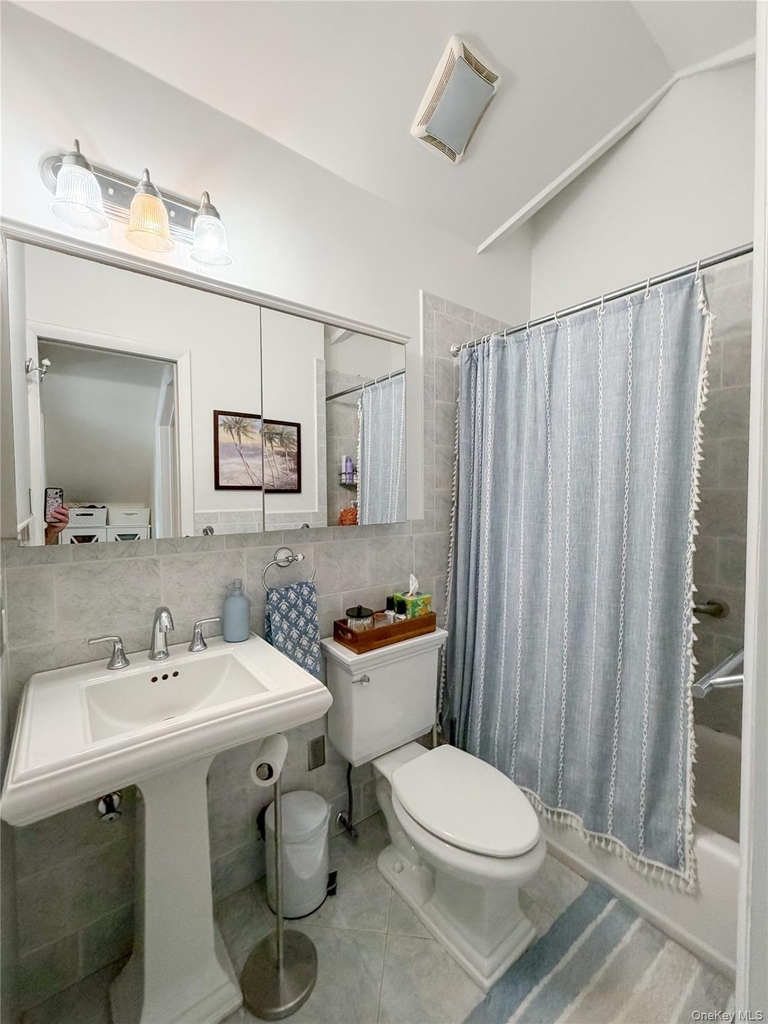 43 W Neck Road - Photo 10