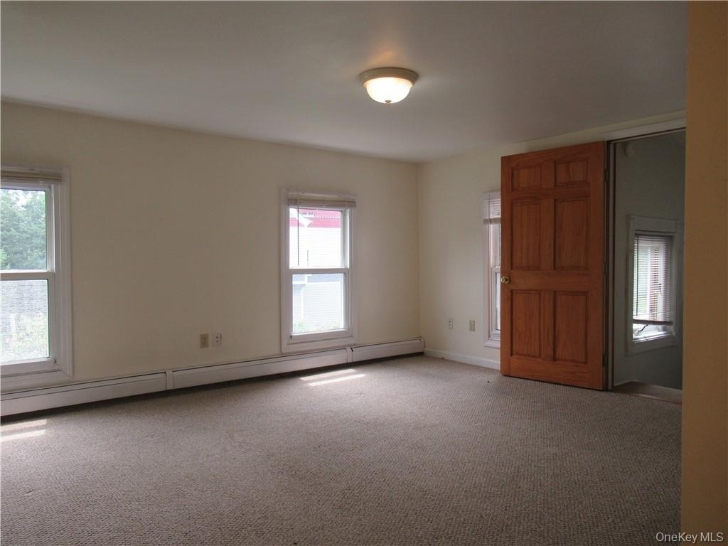 129 Charles Colman Boulevard - Photo 5