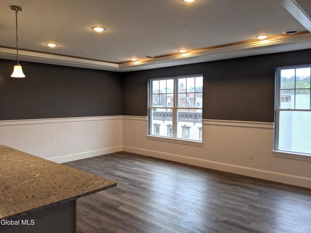 12 White Street - Photo 11