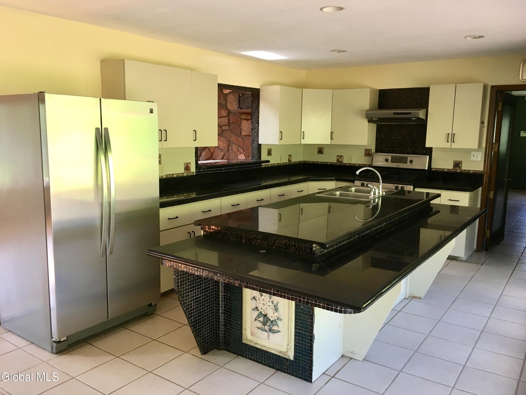 1462 W Fulton Road - Photo 12