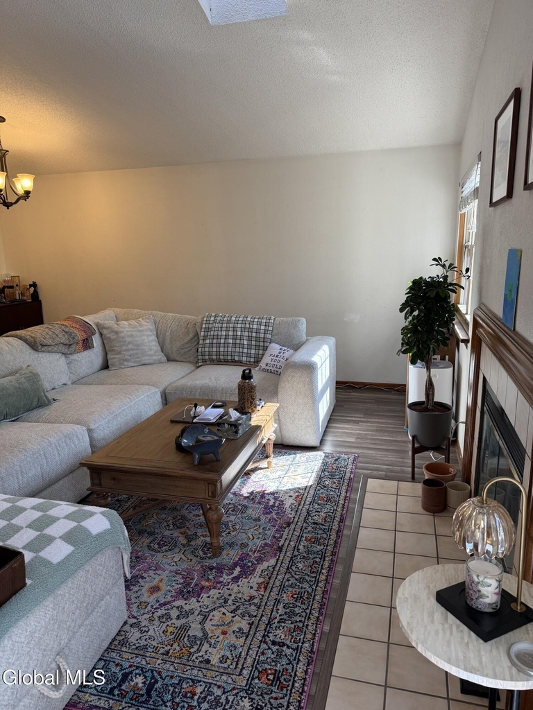 209 Monmouth Way - Photo 7