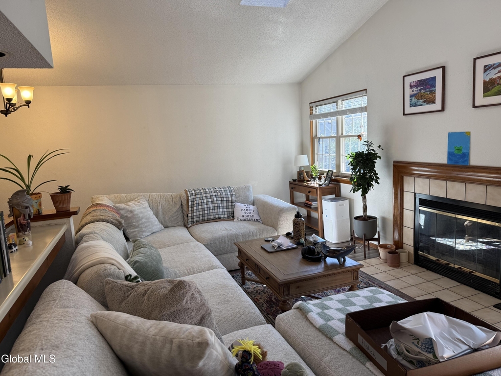 209 Monmouth Way - Photo 6