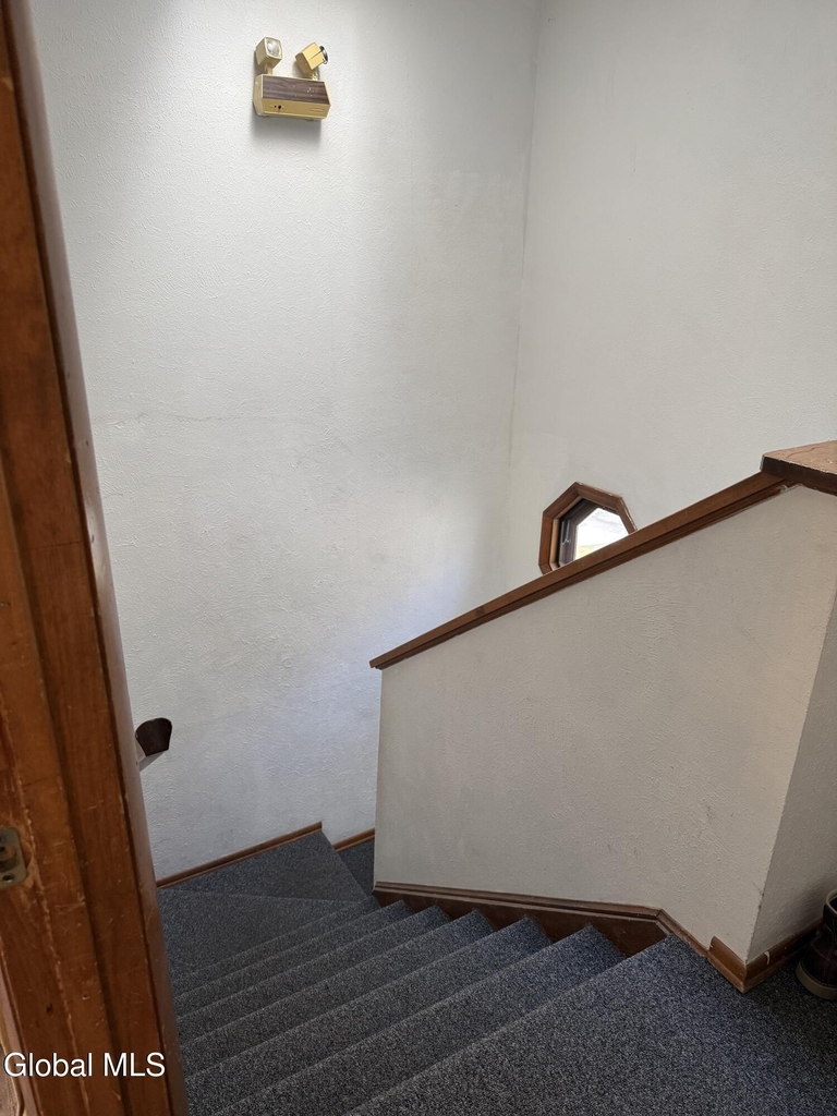 209 Monmouth Way - Photo 1