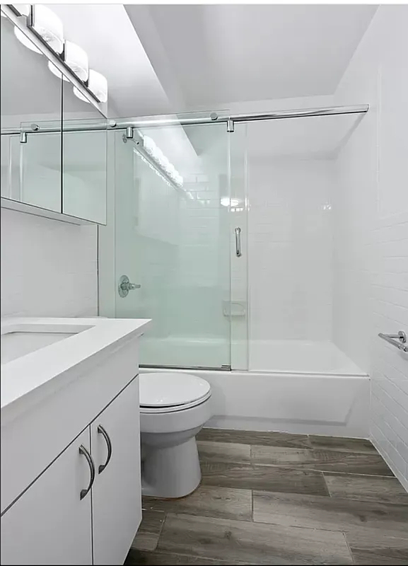 89th street First Avenue - Photo 3