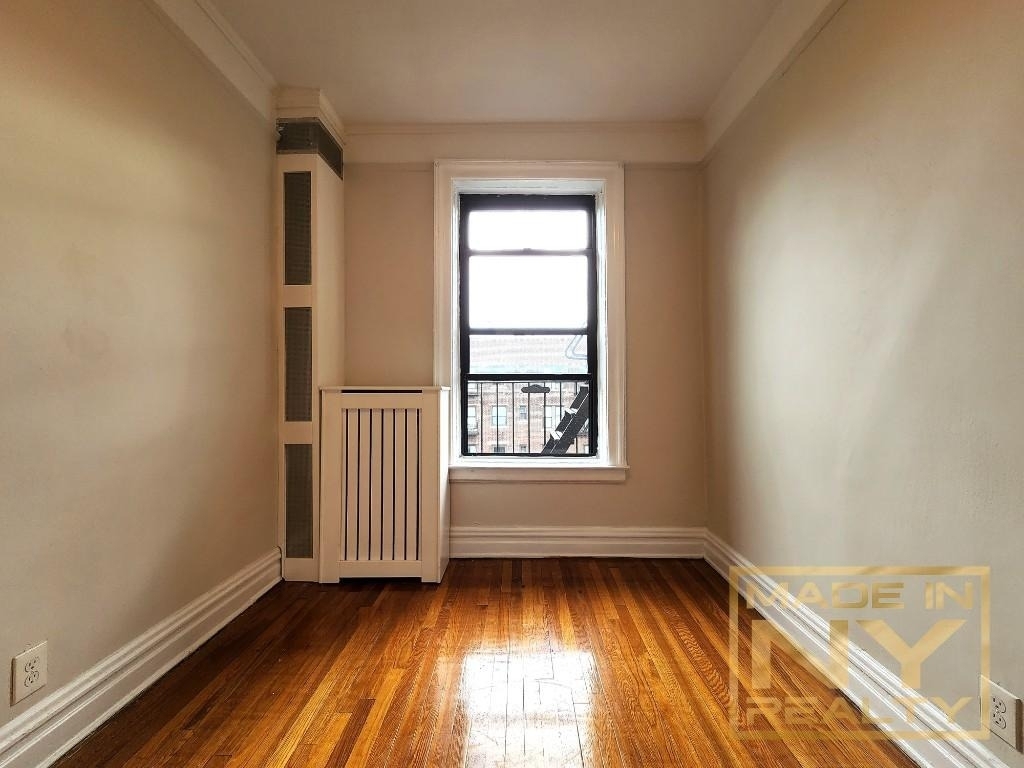 29-07 31st Avenue - Photo 5