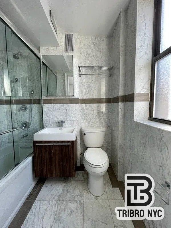 12 5th Avenue - Photo 3