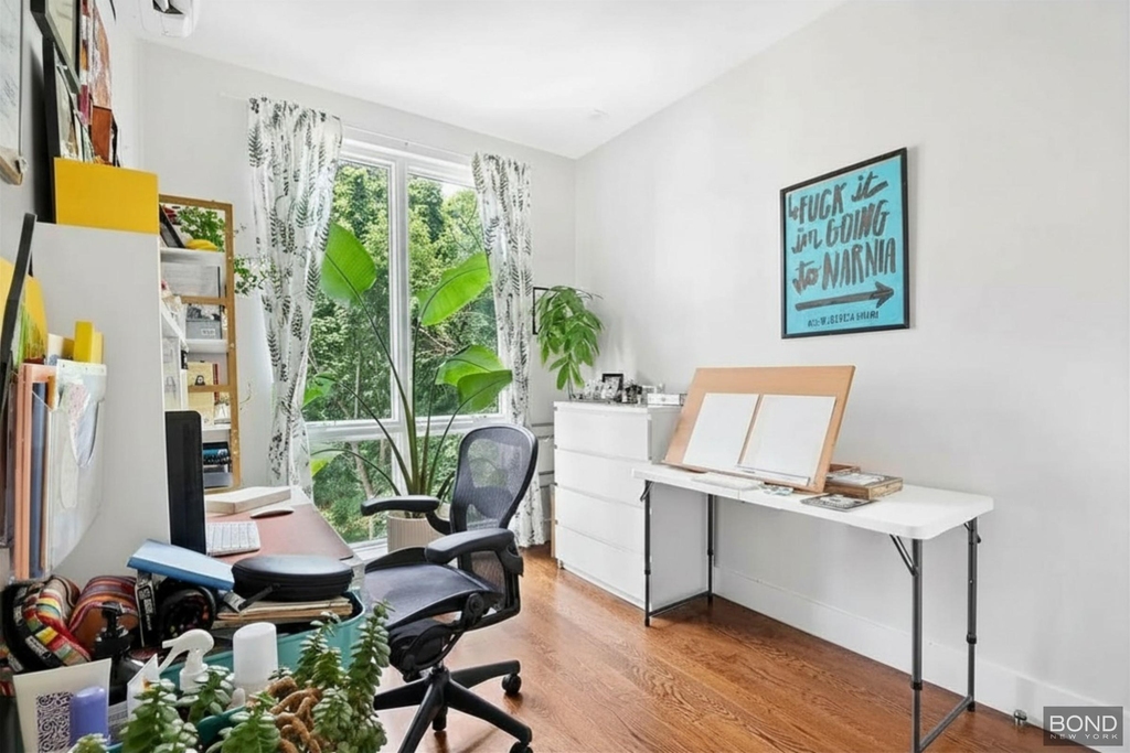 776 Franklin Avenue - Photo 3
