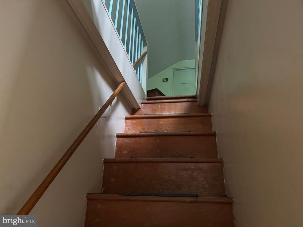 1123 Shepherdstown Road - Photo 17