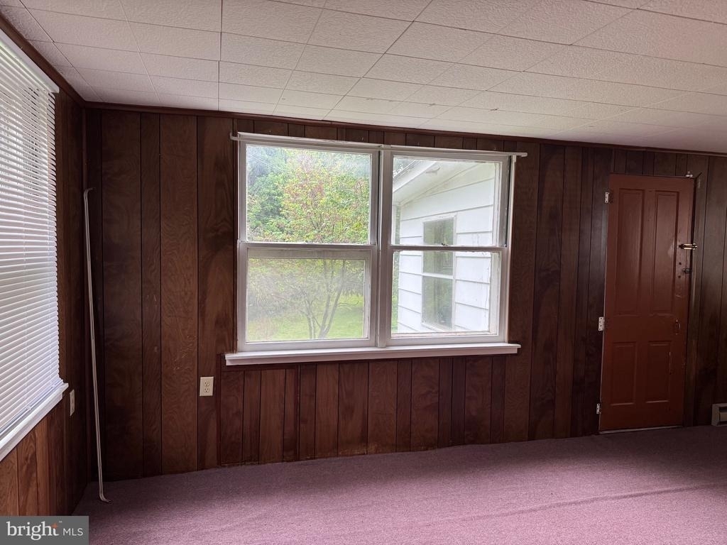 1123 Shepherdstown Road - Photo 14