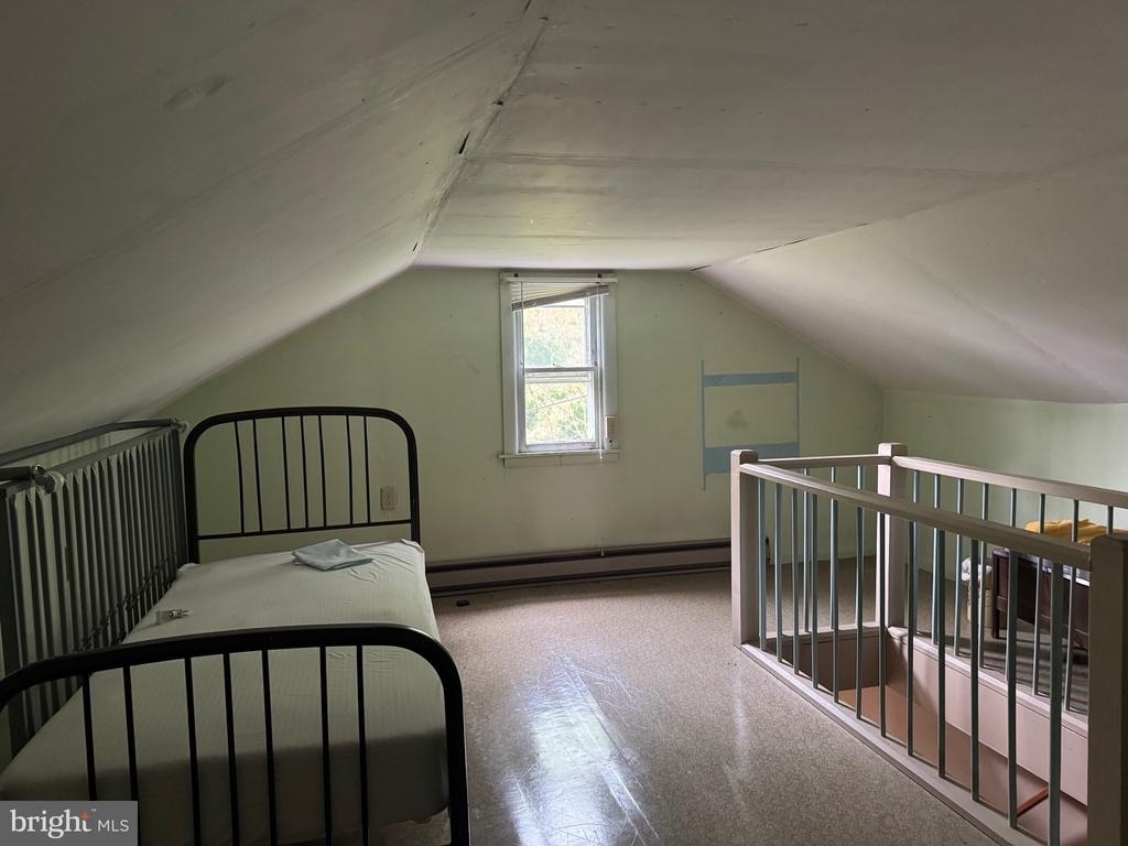 1123 Shepherdstown Road - Photo 19