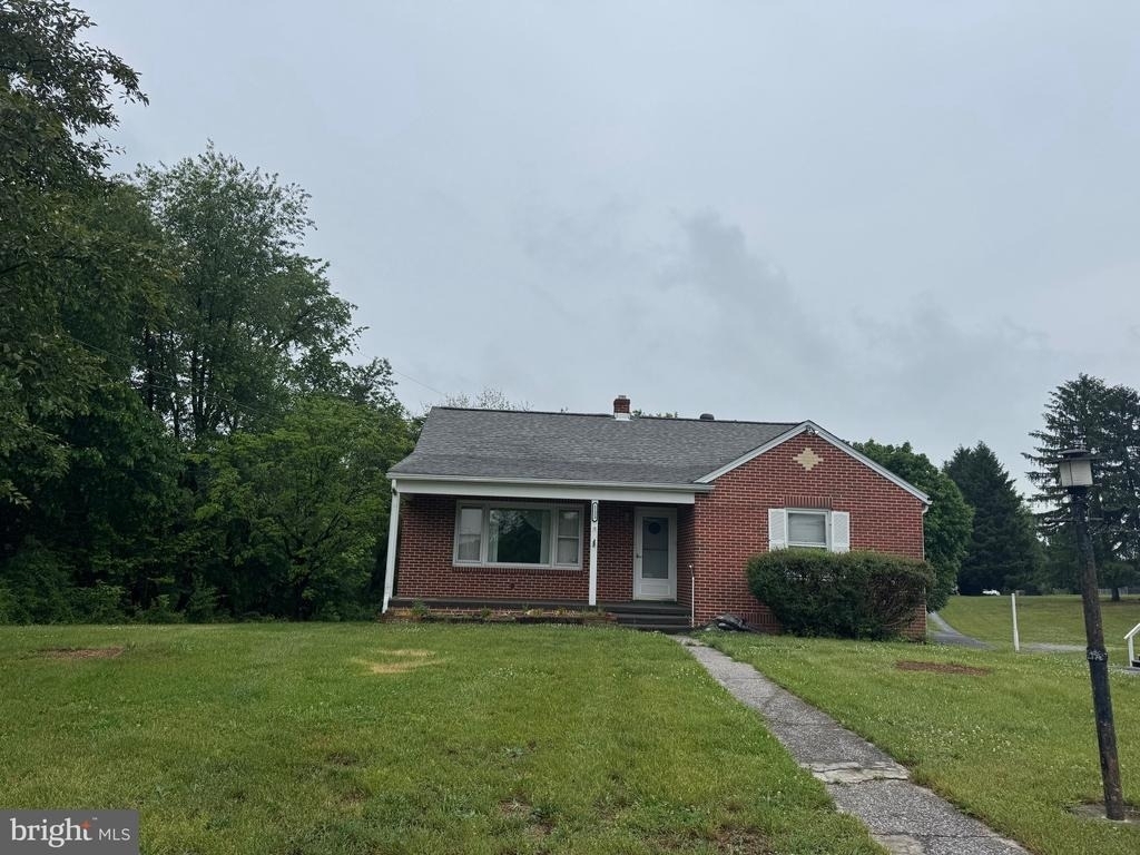 1123 Shepherdstown Road - Photo 1