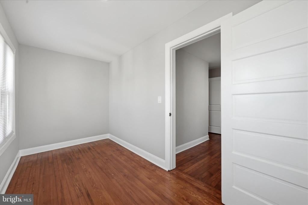 312 E Piccadilly Street - Photo 21