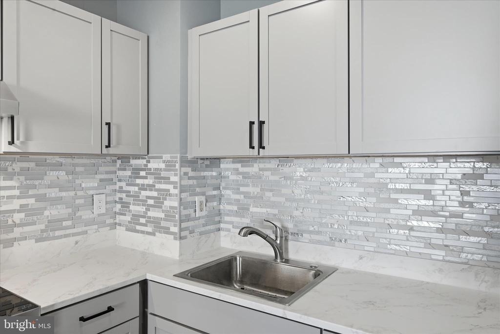312 E Piccadilly Street - Photo 14