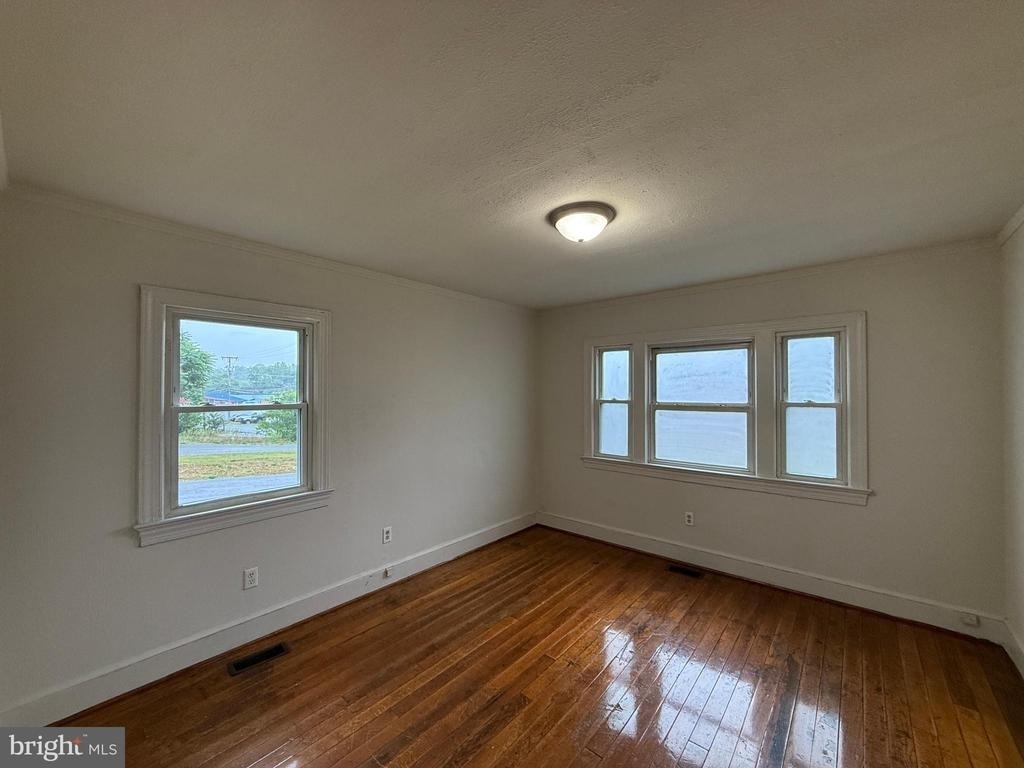 503 Pratt Street - Photo 16
