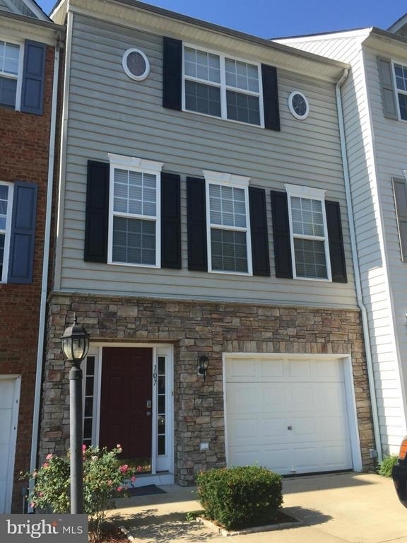 107 Dolphin Cove - Photo 0