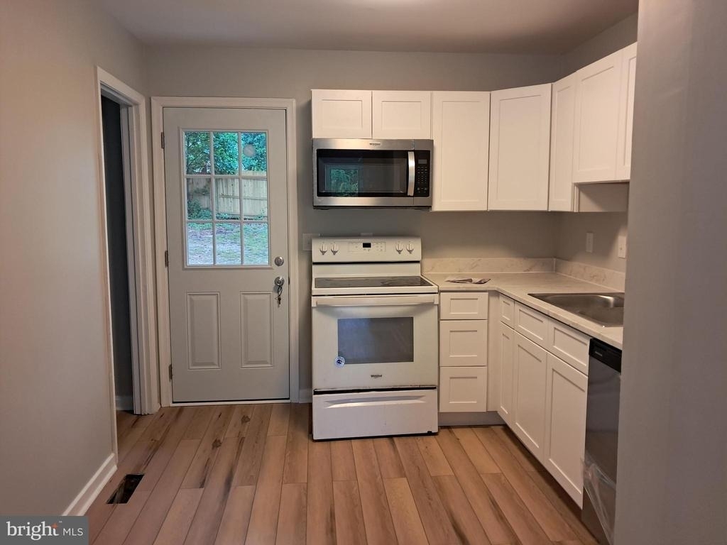 6010 Massaponax Drive - Photo 1