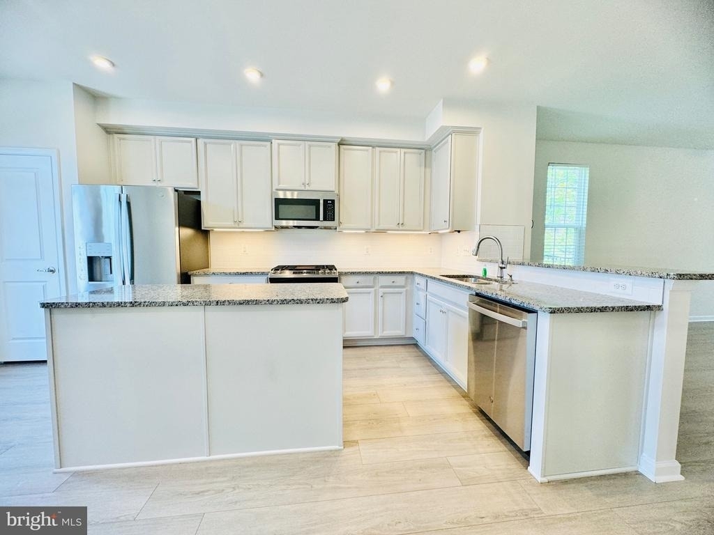18374 Reaper Hill Court - Photo 5