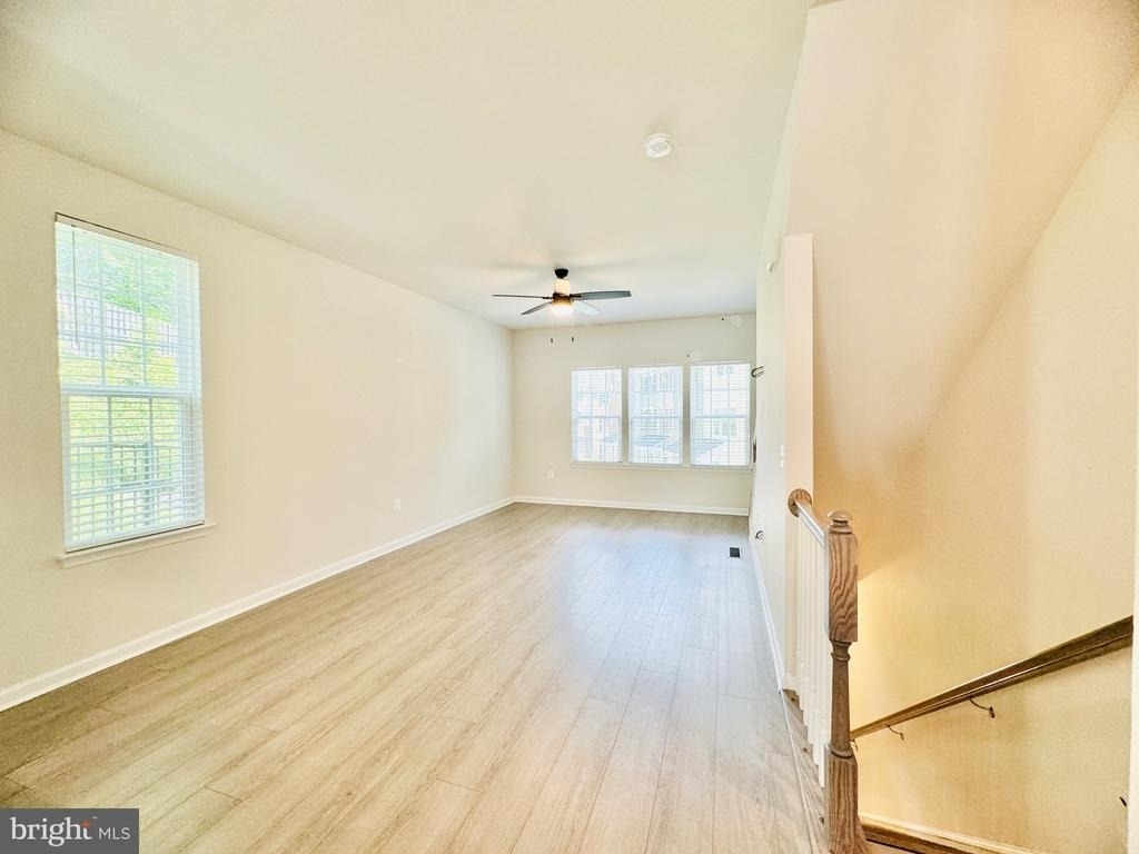 18374 Reaper Hill Court - Photo 9
