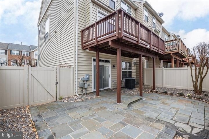 13340 Colchester Ferry Place - Photo 28