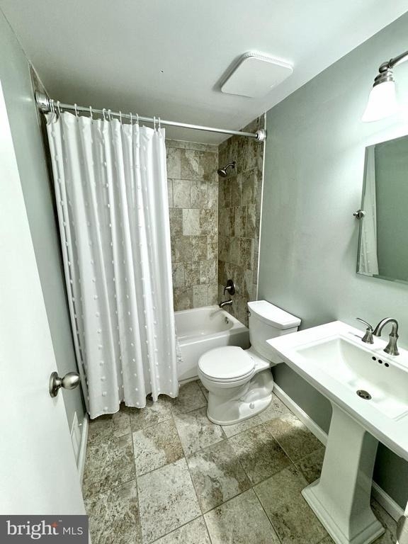 15418 Skyline Drive - Photo 9