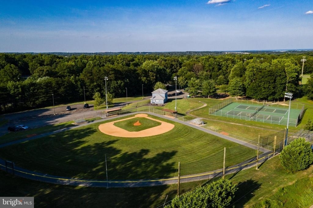 15418 Skyline Drive - Photo 24