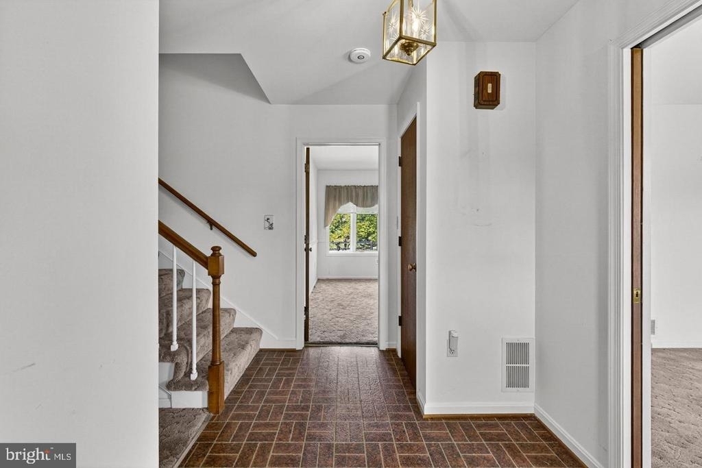 40297 Braddock Road - Photo 19