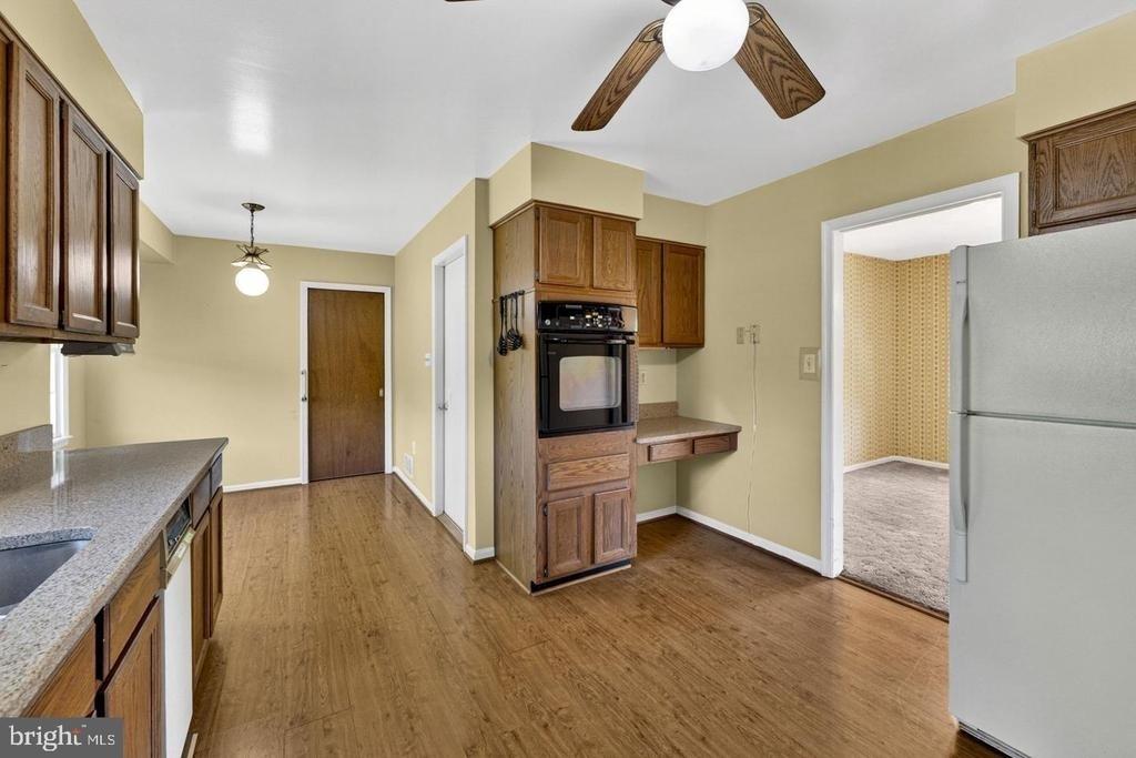 40297 Braddock Road - Photo 10