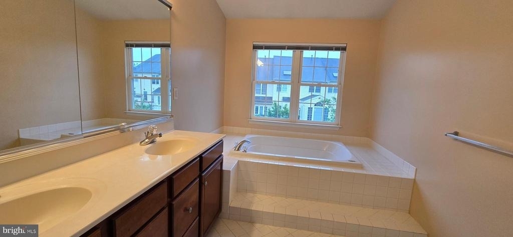 22614 Welborne Manor Square - Photo 10